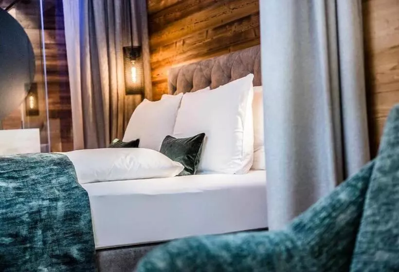 سوئیت جونیور با چشم‌انداز کوهستان, Bad Moos   Aqua Spa Resort