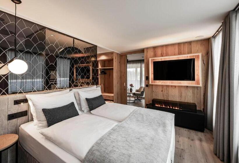 סוויטת ג'וניור, Bad Moos   Aqua Spa Resort