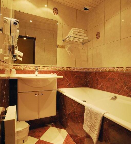 חדר קומפורט לשלושה, Cit Hotel   Hotel Le Cèdre