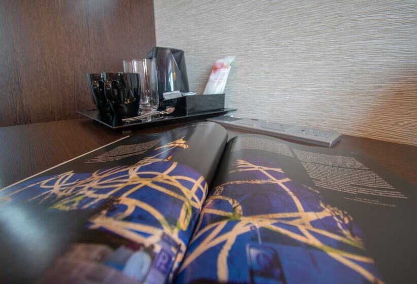 חדר דלוקס, Art Hotel Braun