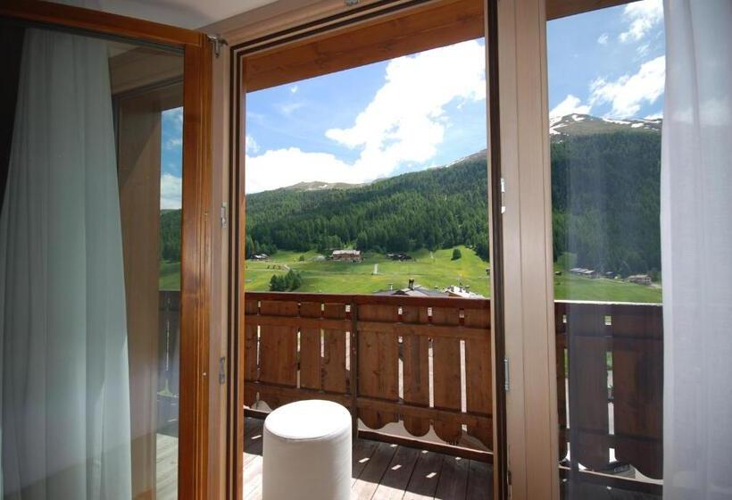 スーペリアールーム, Astoria