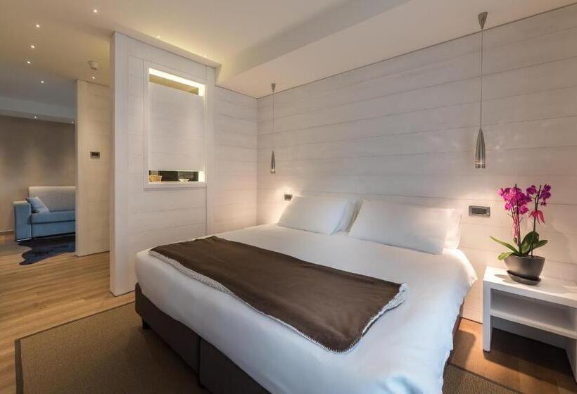 バルコニー付スイート, Astoria