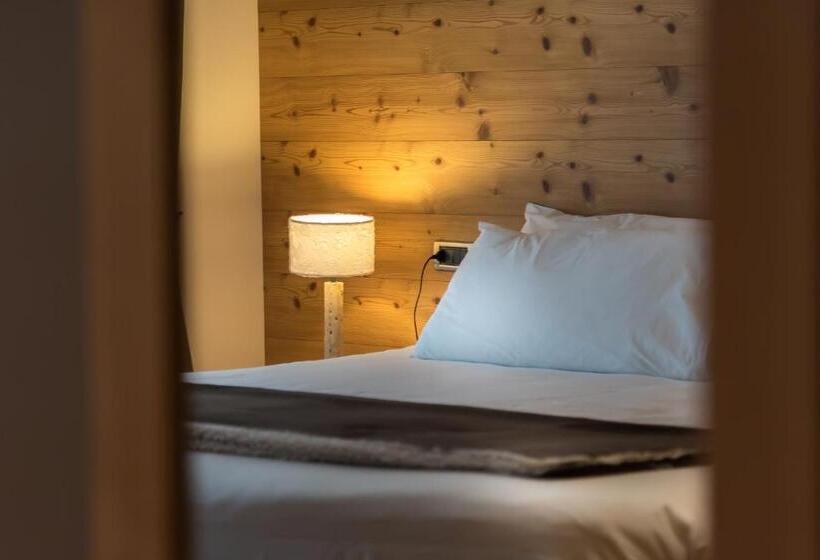 デラックススイート, Astoria