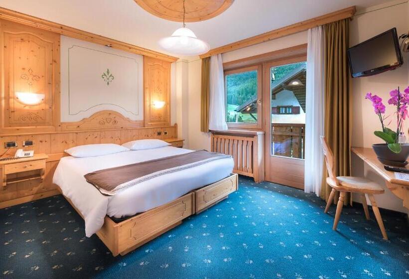 シングルデラックスルーム, Astoria