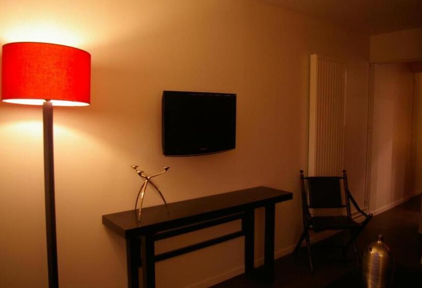 Полулюкс, Auberge De La Durdent