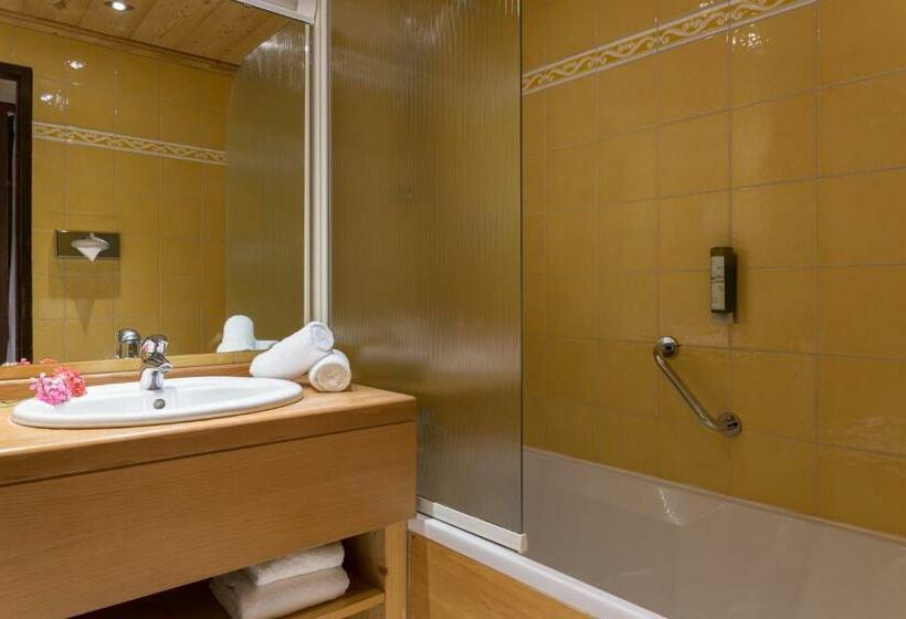 スタンダードルーム, Chalethôtel La Chemenaz, The Originals Relais