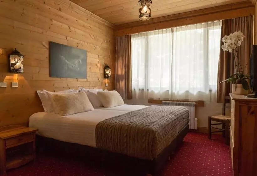 ２ベッドスイートルーム, Chalethôtel La Chemenaz, The Originals Relais