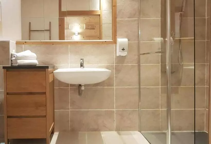 テラス付スイート, Chalethôtel La Chemenaz, The Originals Relais