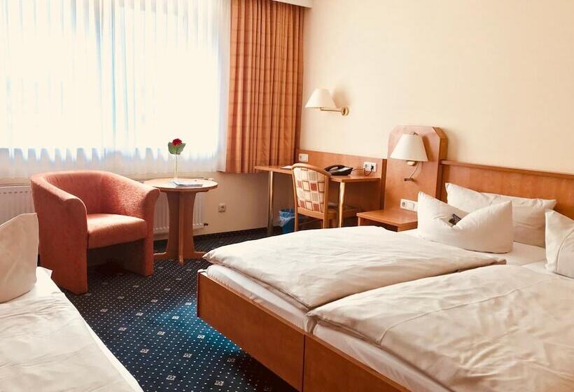 标准间, Englischer Hof