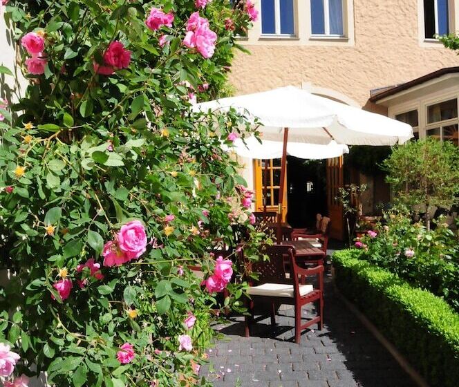 غرفة قياسية, Graf Von Mansfeld