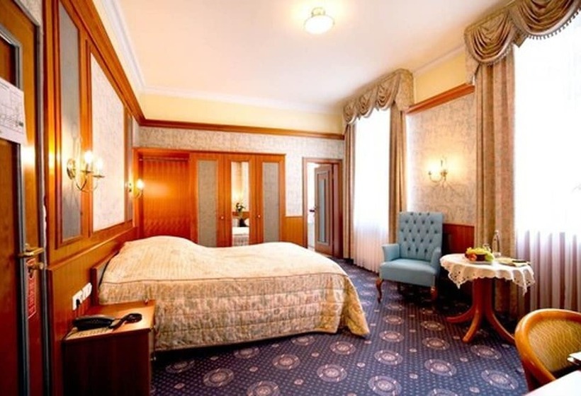 스탠다드 룸, Hacker S Furstenhof