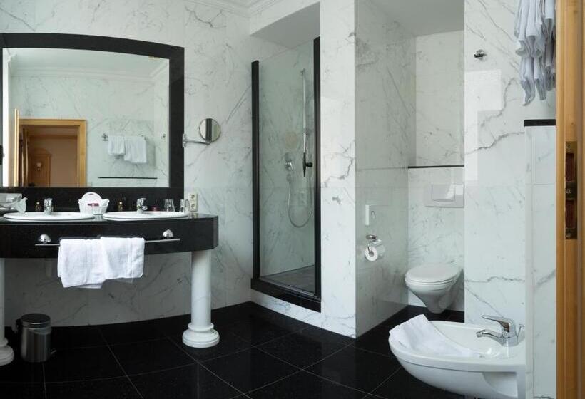 스탠다드 룸, Hacker S Furstenhof