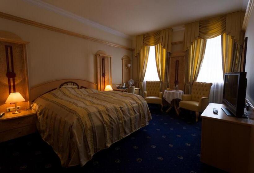 스탠다드 룸, Hacker S Furstenhof