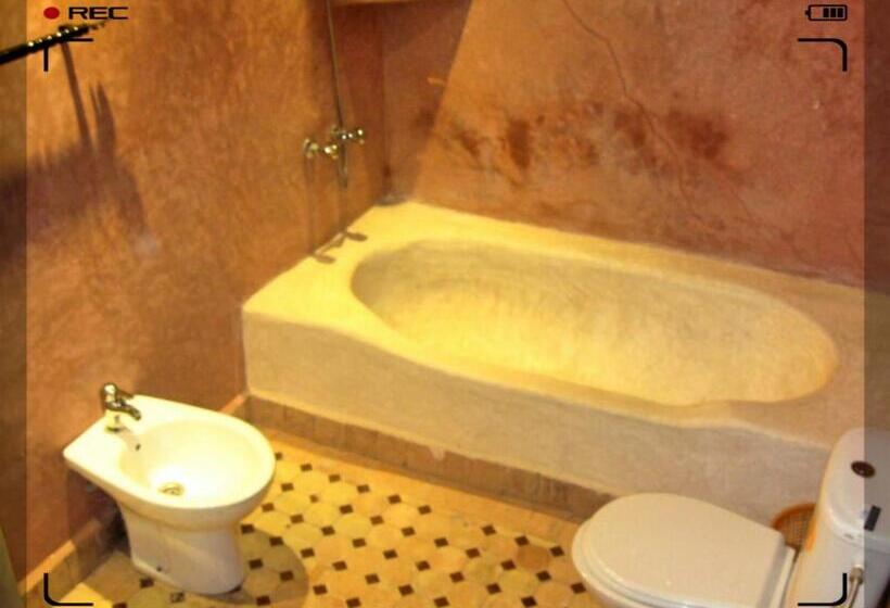 Трехместный Номер Superior, Restaurant La Kasbah