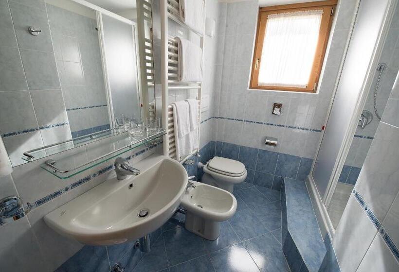 غرفة قياسية رباعية, Interalpen