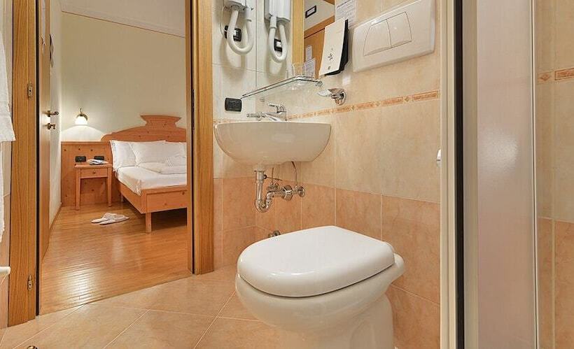 غرفة قياسية فردية, Interalpen