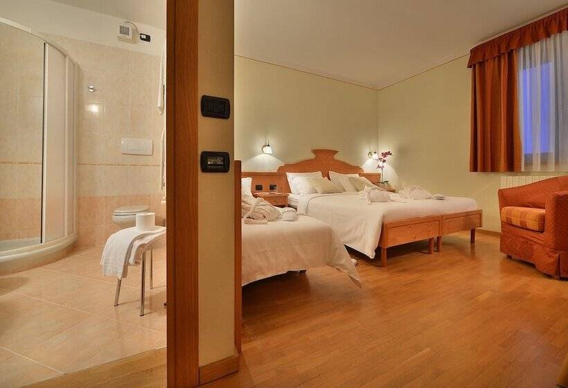 غرفة قياسية ثلاثية, Interalpen