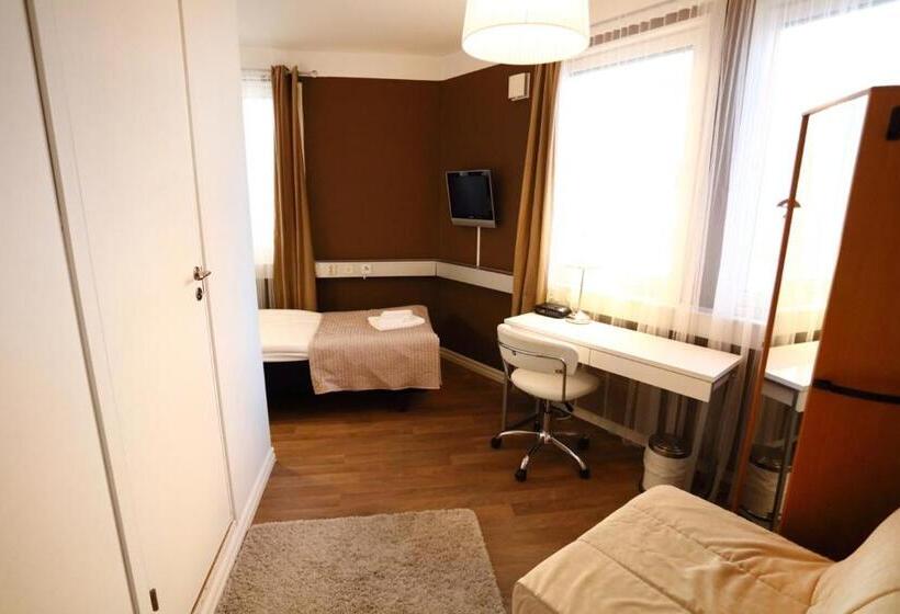 غرفة قياسية فردية, Charlotte / Stella