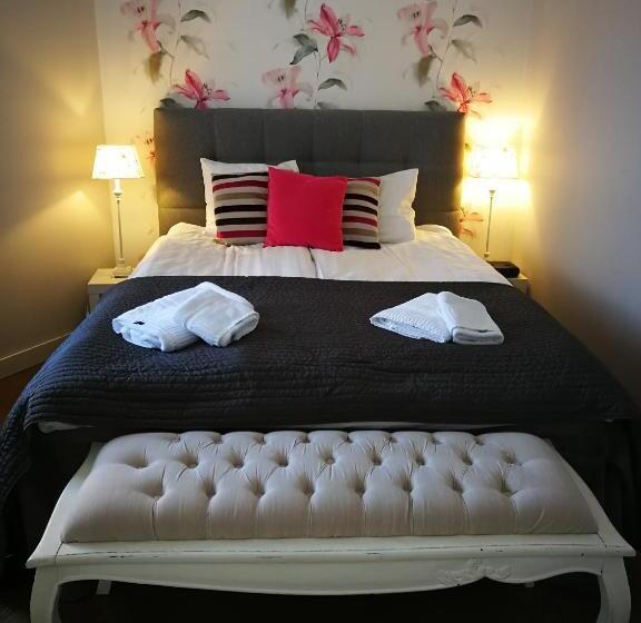 غرفة قياسية, Charlotte / Stella