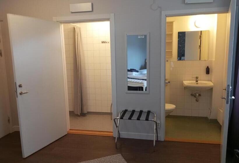 غرفة قياسية, Charlotte / Stella