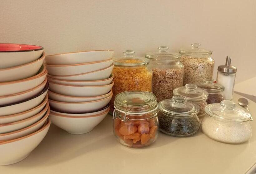 غرفة قياسية, Charlotte / Stella