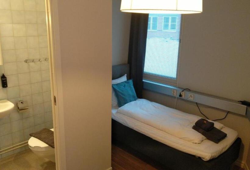 غرفة قياسية فردية, Charlotte / Stella