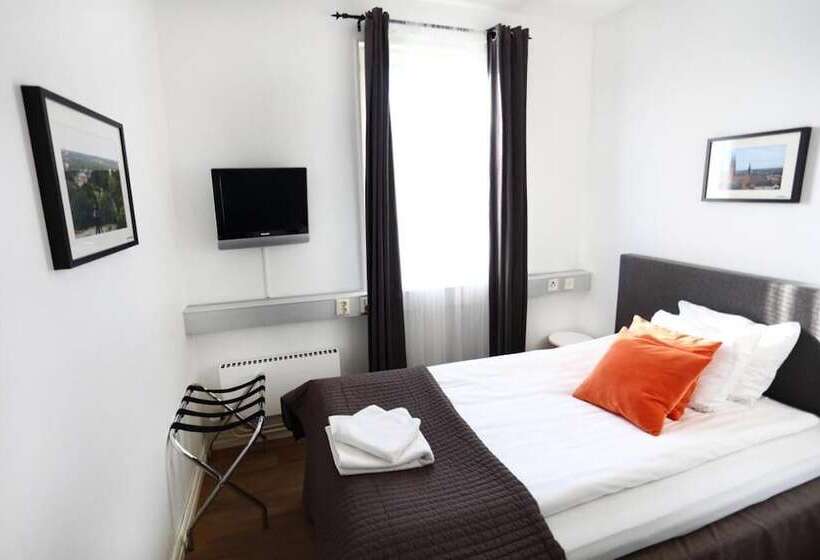 غرفة قياسية فردية, Charlotte / Stella