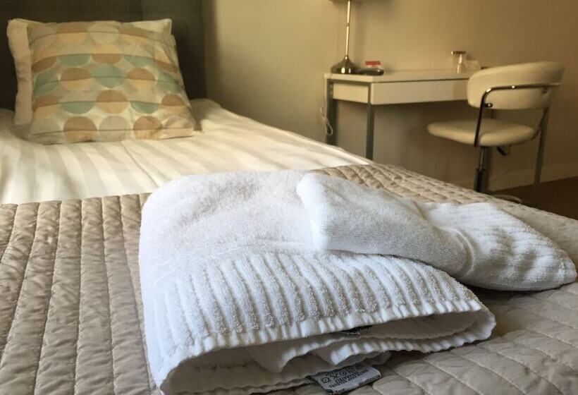 غرفة قياسية فردية, Charlotte / Stella