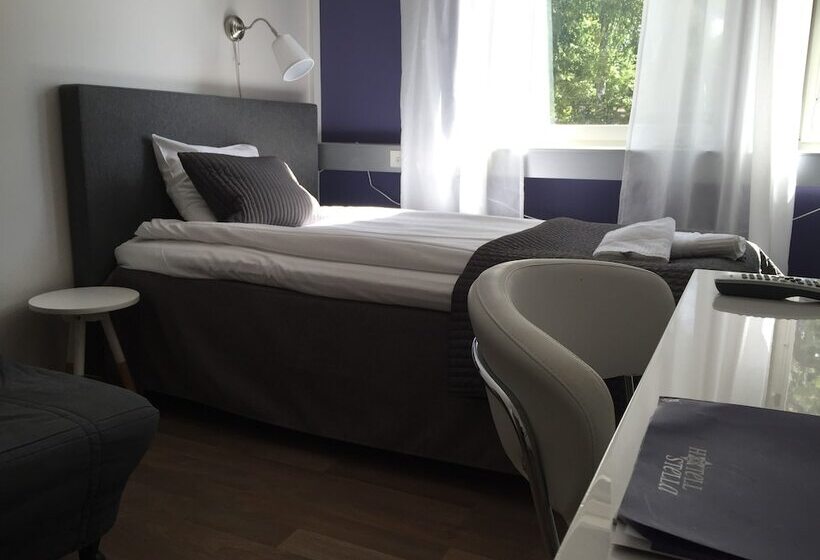 غرفة قياسية فردية, Charlotte / Stella