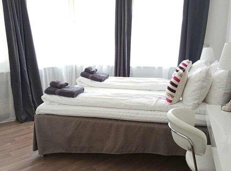 غرفة قياسية, Charlotte / Stella