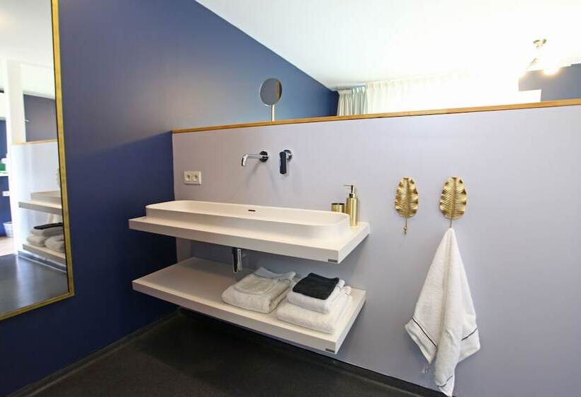 חדר סטנדרט יחיד, Lodge La Petite Couronne