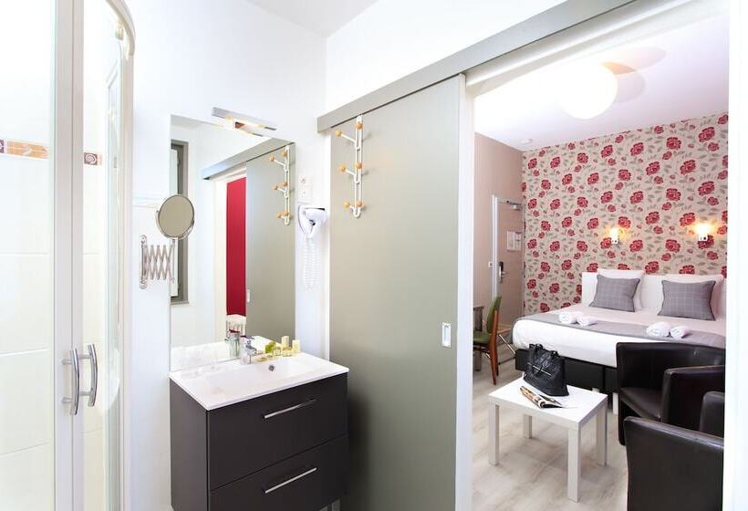 חדר סטנדרט, Logis Hotel & Restaurant De La Basilique