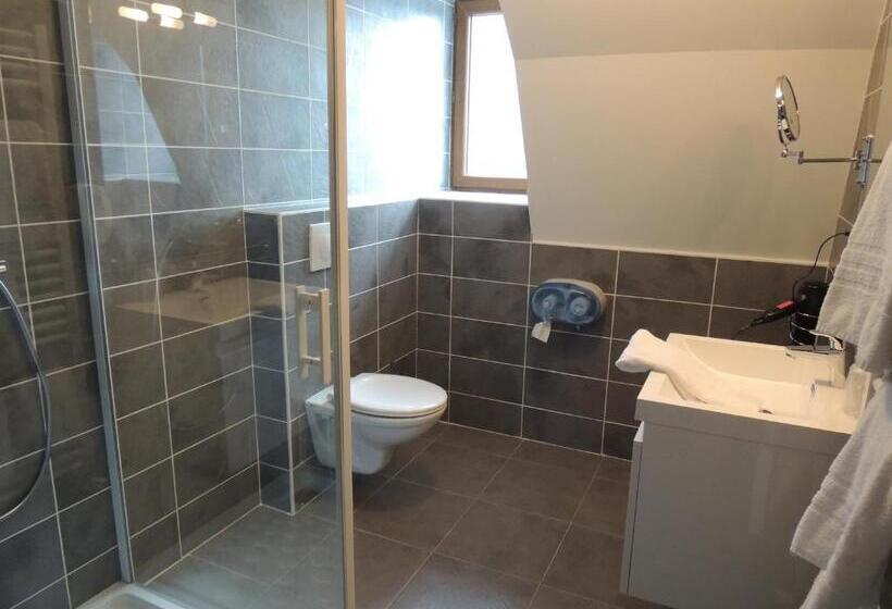 חדר סטנדרט, Logis Hôtel Restaurant Les Coudercous