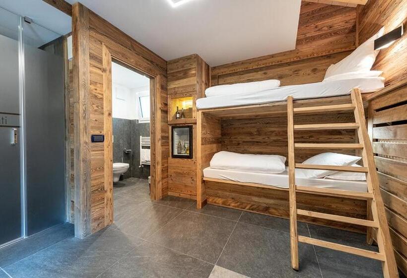 סוויטה משפחתית, Majon Miramonti