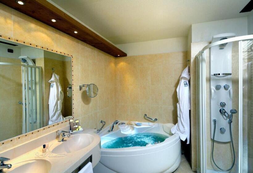 디럭스 룸, Miramonti Park