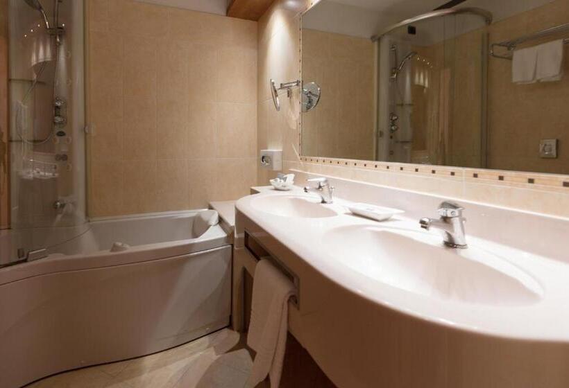 디럭스 룸, Miramonti Park