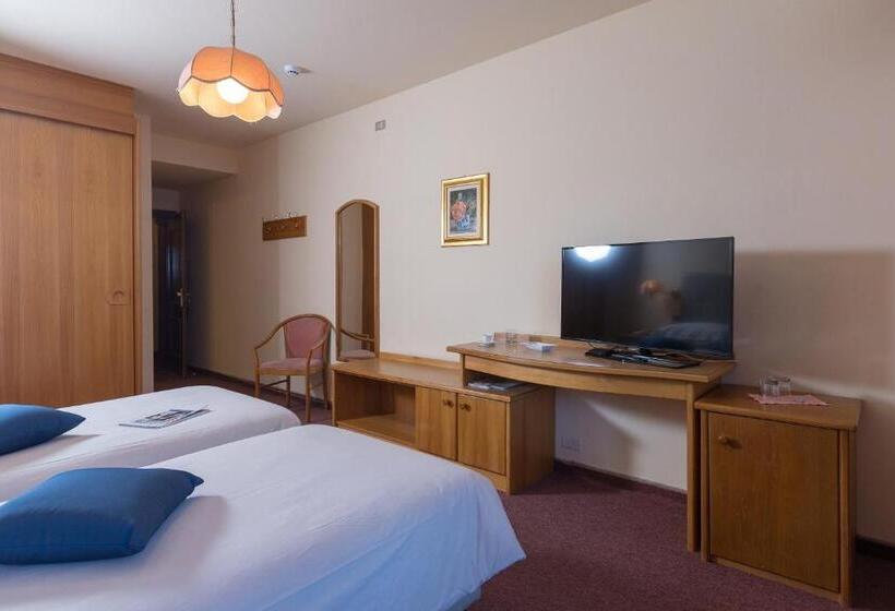 트리플 클래식 룸, Miramonti Park