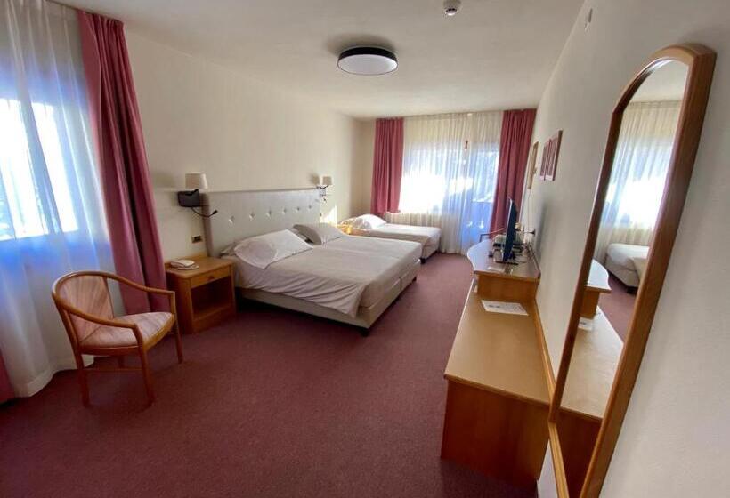 트리플 클래식 룸, Miramonti Park