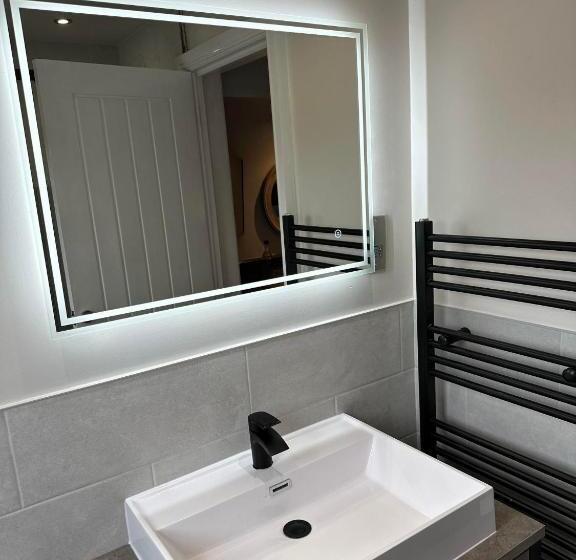 غرفة عائلية, Nithsdale