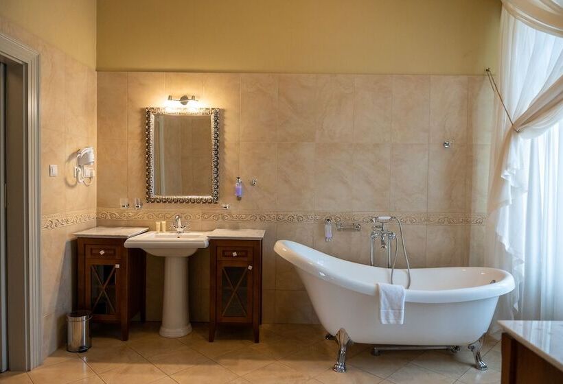 침실 1개 아파트, Pałac Wojanów