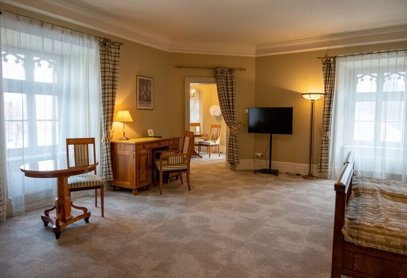 침실 1개 아파트, Pałac Wojanów