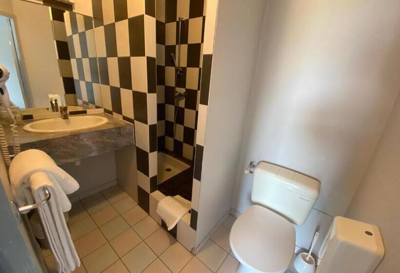 Номер Комфорт, Restaurant Les Chataigniers