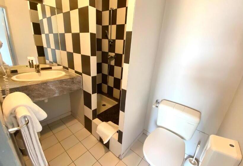 컴포트 룸, Restaurant Les Chataigniers