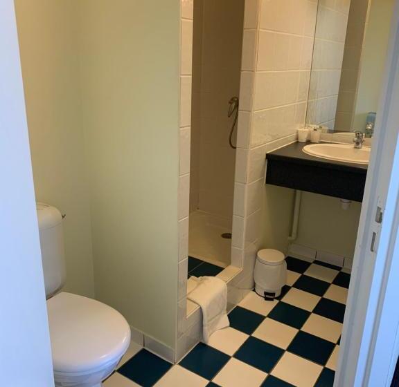 스탠다드 트리플 룸, Restaurant Les Chataigniers