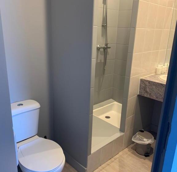 Семейный Номер Классика, Restaurant Les Chataigniers