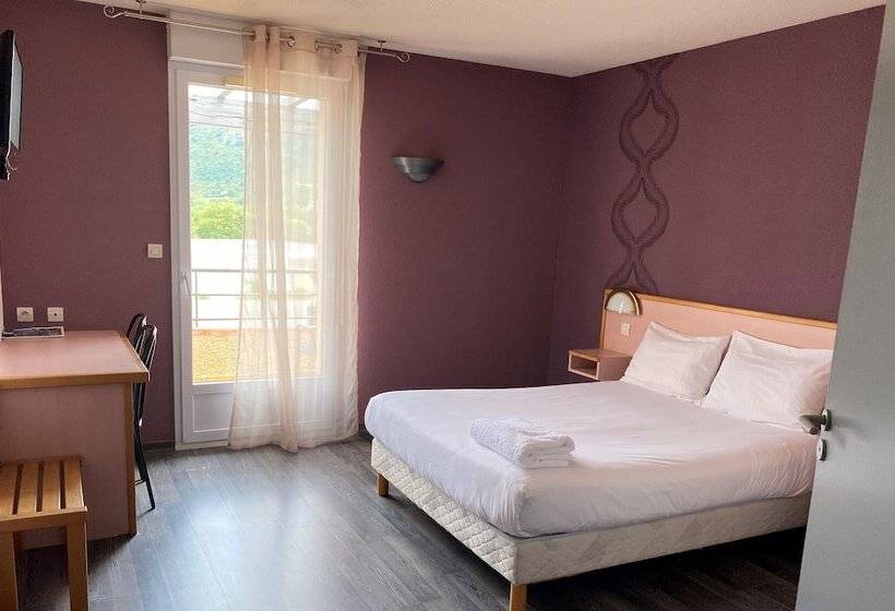 Номер Стандарт, Restaurant Les Chataigniers