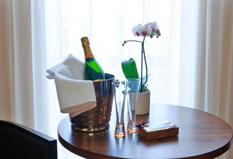 小型套房, Rox Hotel Aberdeen By Compass Hospitality