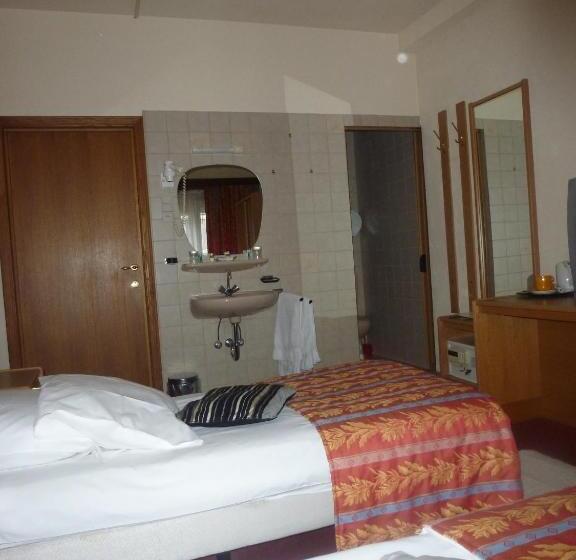 Номер Стандарт, T Hert