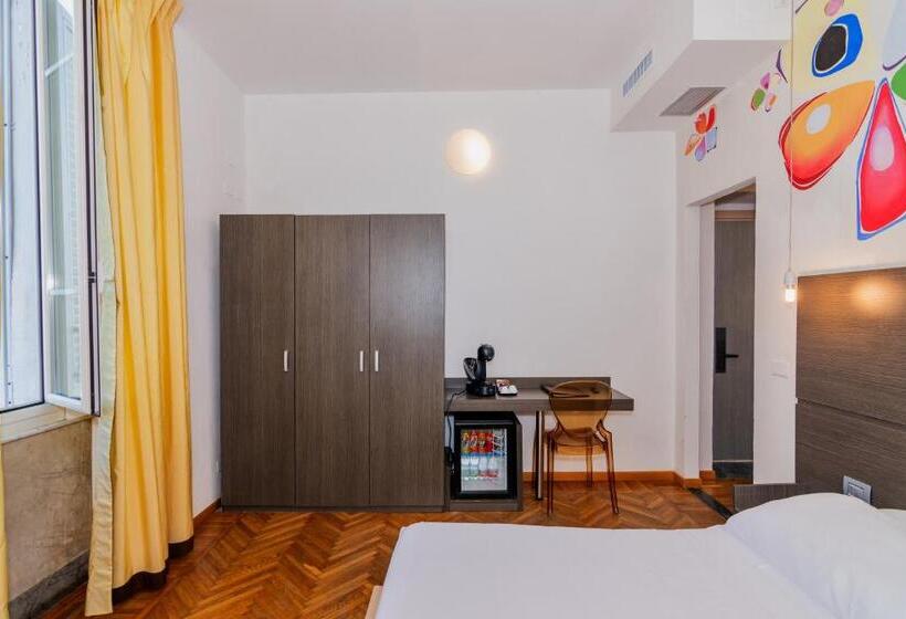 Номер Стандарт, Tirreno