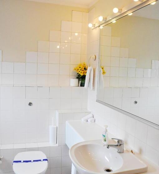 디럭스 스튜디오, Royal Park Lodge